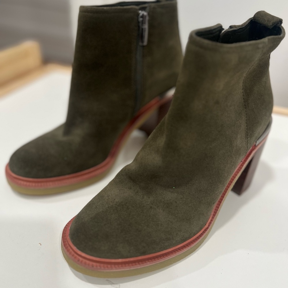 Brand New Vince Camuto olive green chunky boots.